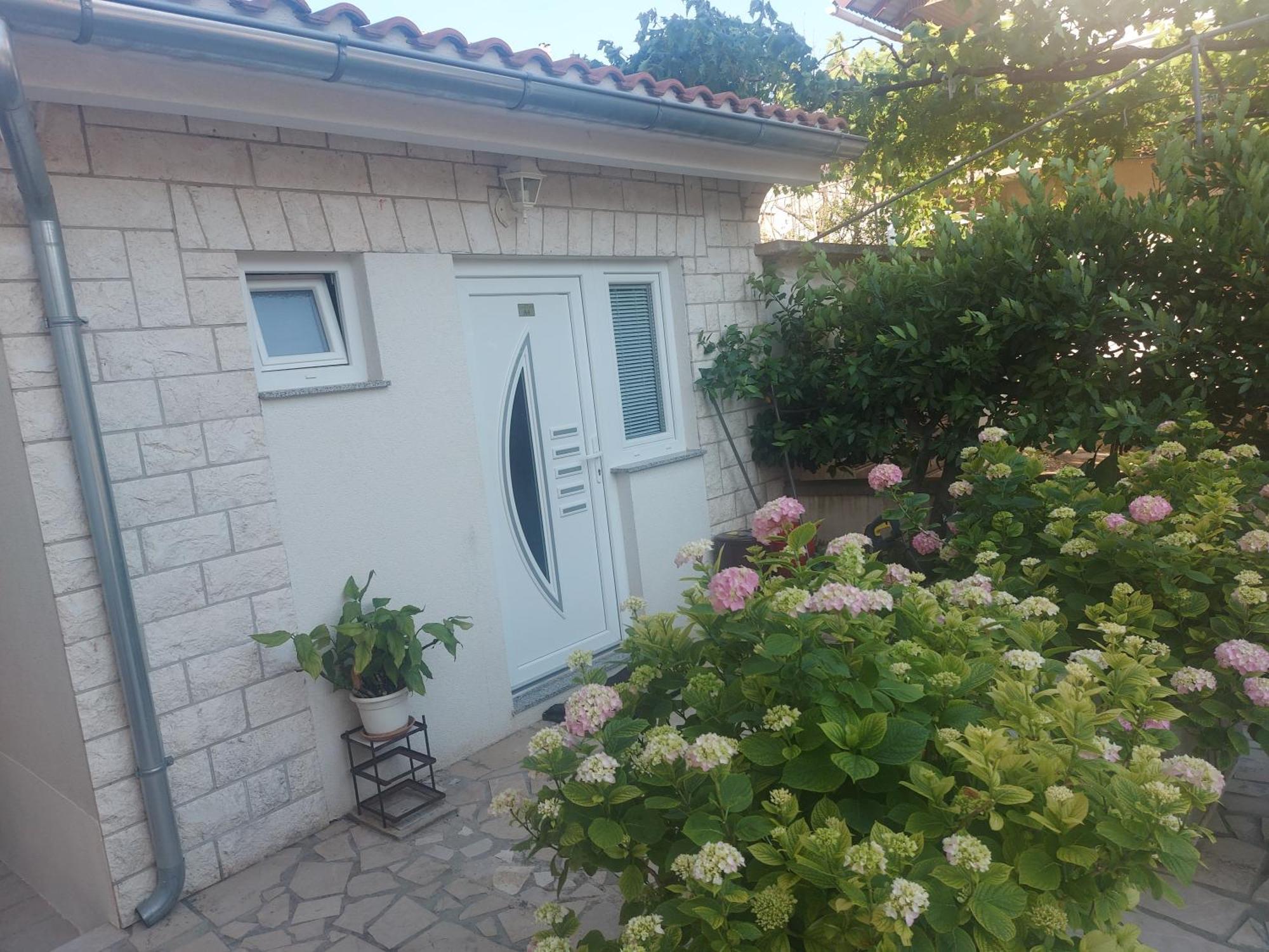 Apartments Jonjic Vodice Exterior foto